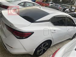 نیسان سێنترا